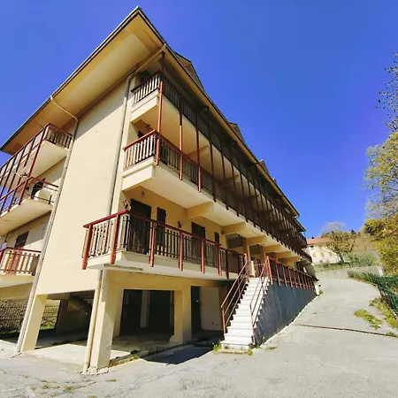 Apartment Il *